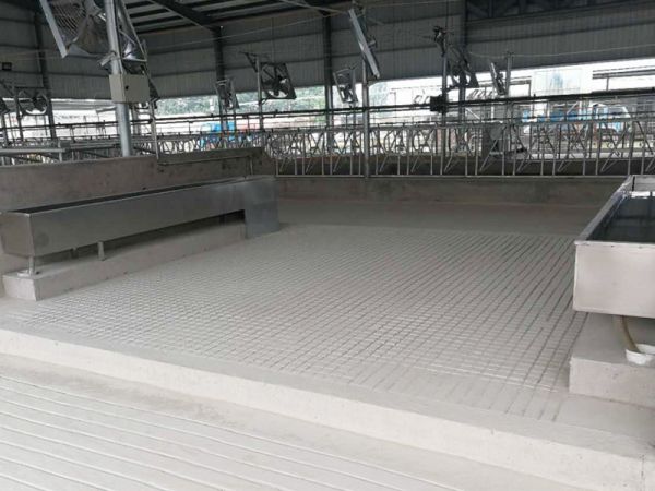 Stainless steel drinking water tank 